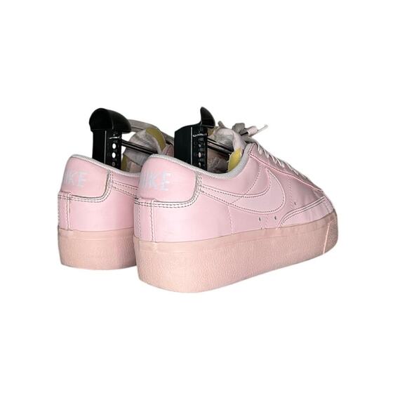Womens Nike Blazer Low Platform Sneaker Shoes Triple Pink Size 8 - Picture 4 of 6
